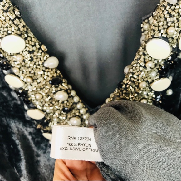 Boston Proper crushed velvet embroidered top - Picture 5 of 6